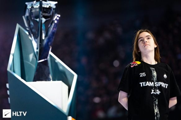 CSGO狂哥YEKINDAR正式加盟Liquid