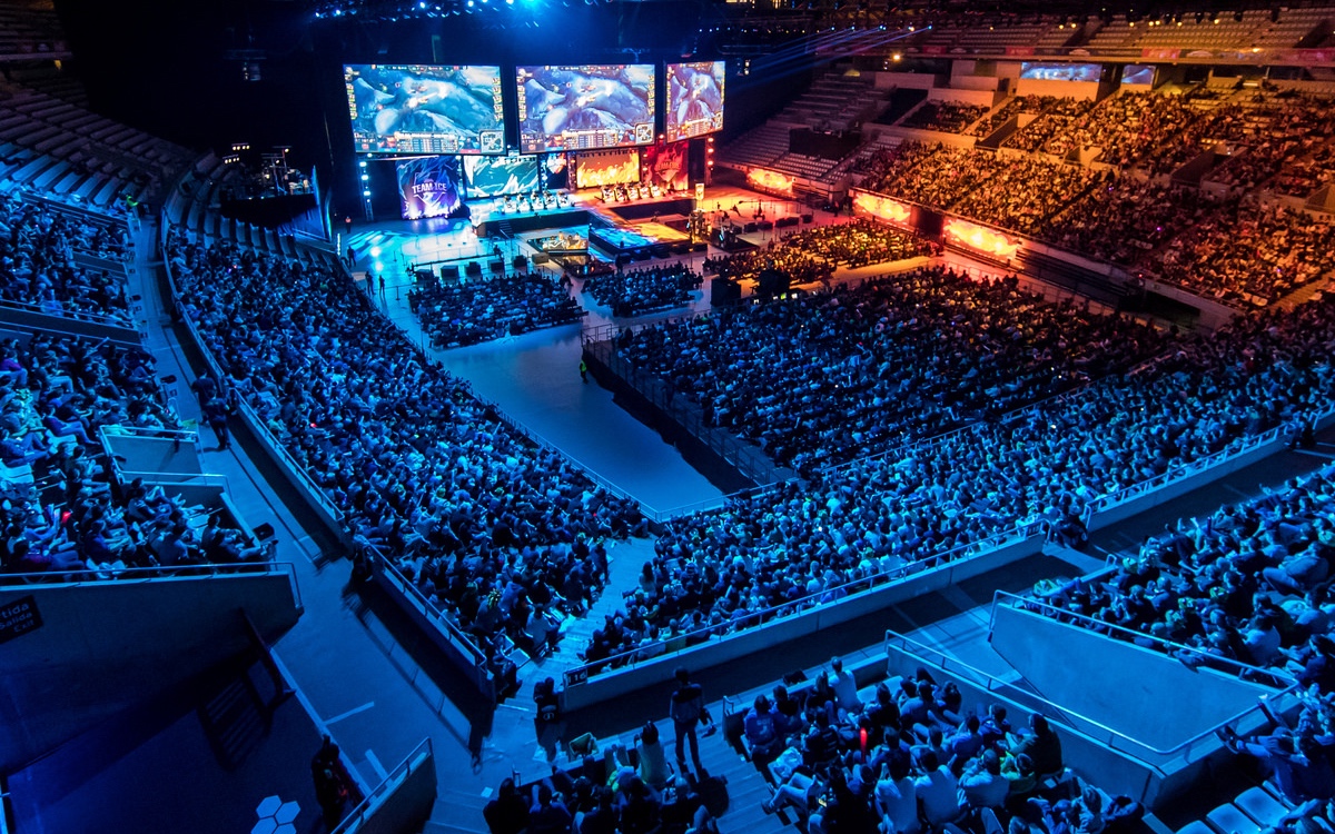 北美TL在对阵FLY赛前全队模仿黑人抬棺进场，但最终输掉比赛